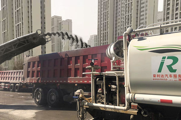 濟(jì)南挖掘機(jī)進(jìn)行租賃要知道哪些事項(xiàng)？